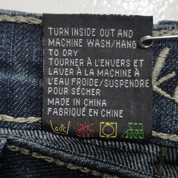 Suko Ladies Size 9 Medium Wash Slight Flare Legs Blue Jeans - Picture 5 of 14